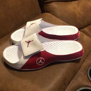 Jordan Alpha Float sandals